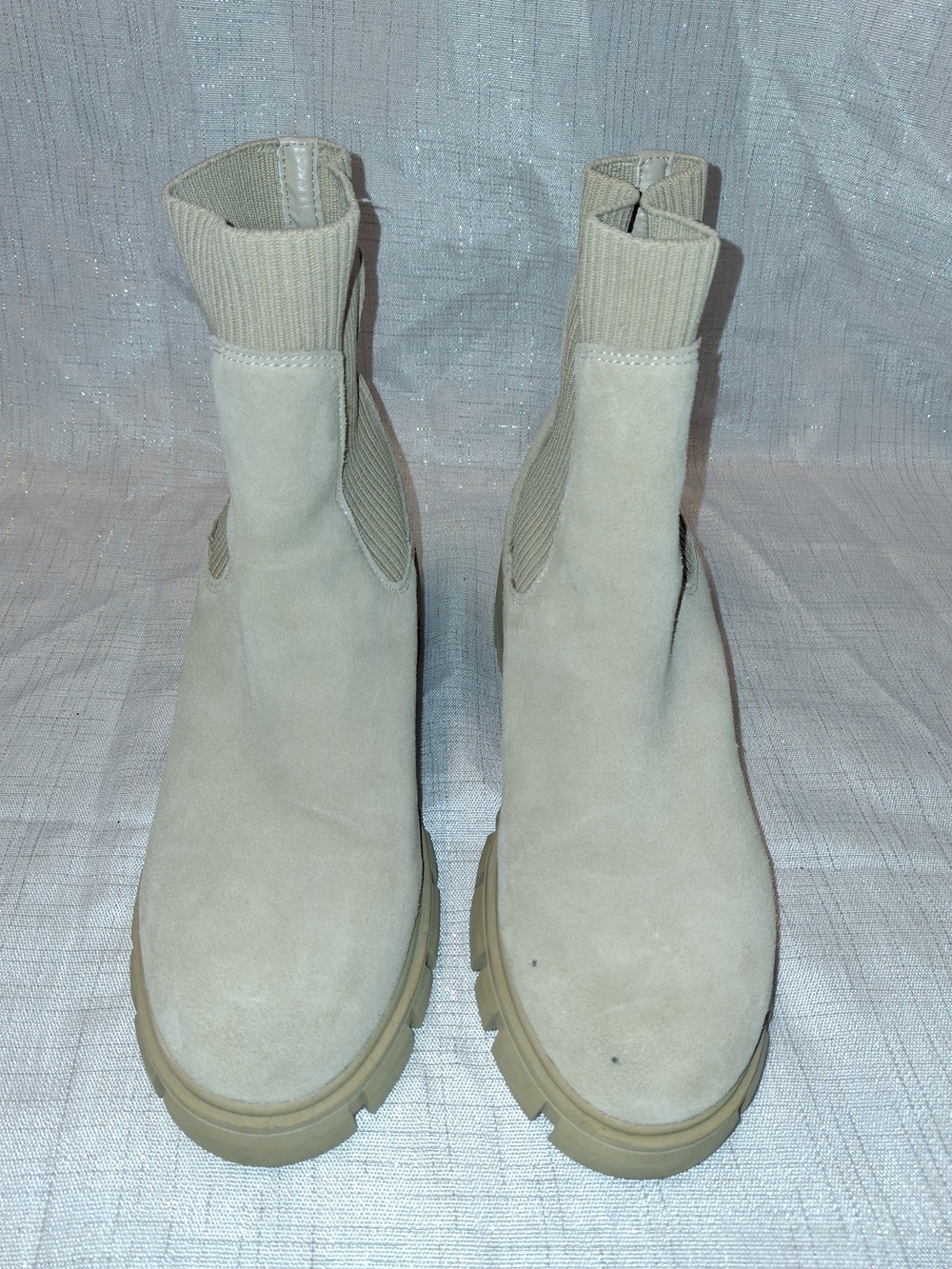 Steve Madden Beige Suede Rib-Knit Chelsea Booties